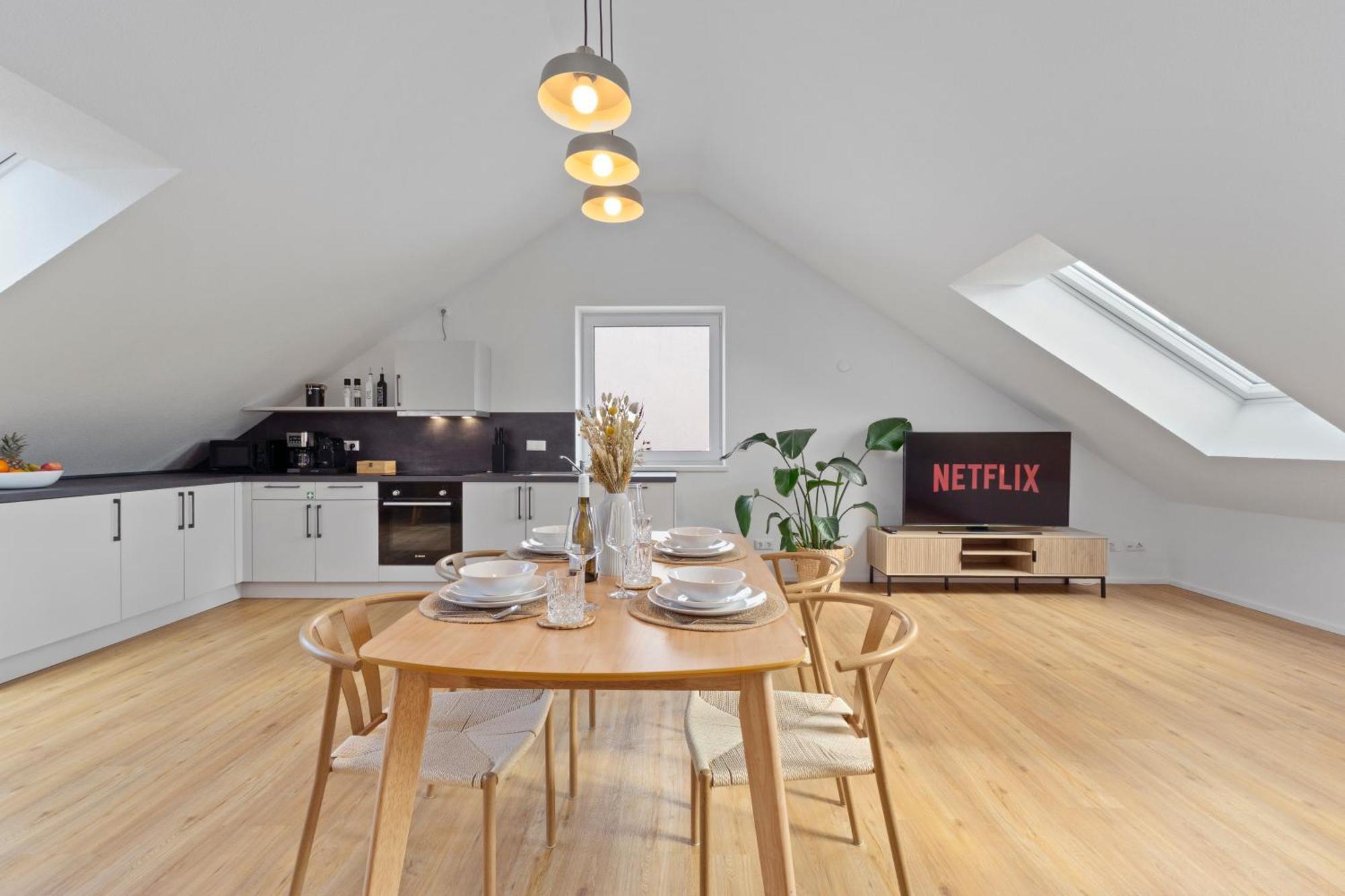 Charmante Design-apartments In Lage - Naehe Altstadt - Parkplaetze - Netflix Apartment *