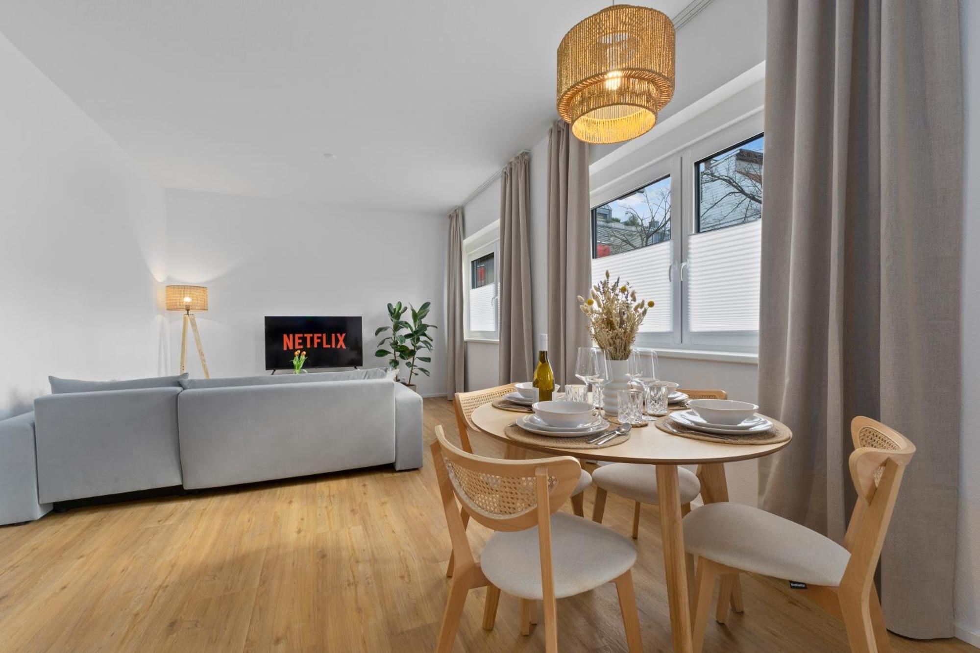 Charmante Design-apartments In Lage - Naehe Altstadt - Parkplaetze - Netflix Apartment